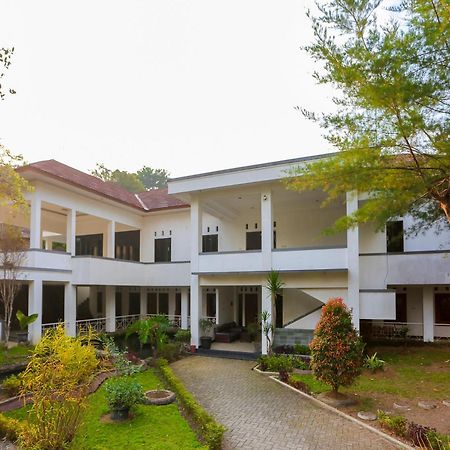 Hotel O Puncak Bogor Near Taman Safari מראה חיצוני תמונה